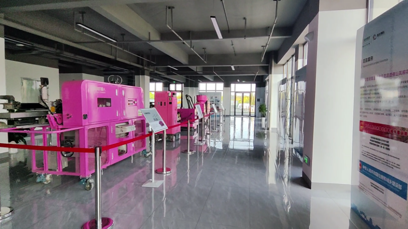 博匠机器人亮相2025国际(武汉)智能建造产业博览会 喷涂设备以智能技术绘就‘好房子’新图景